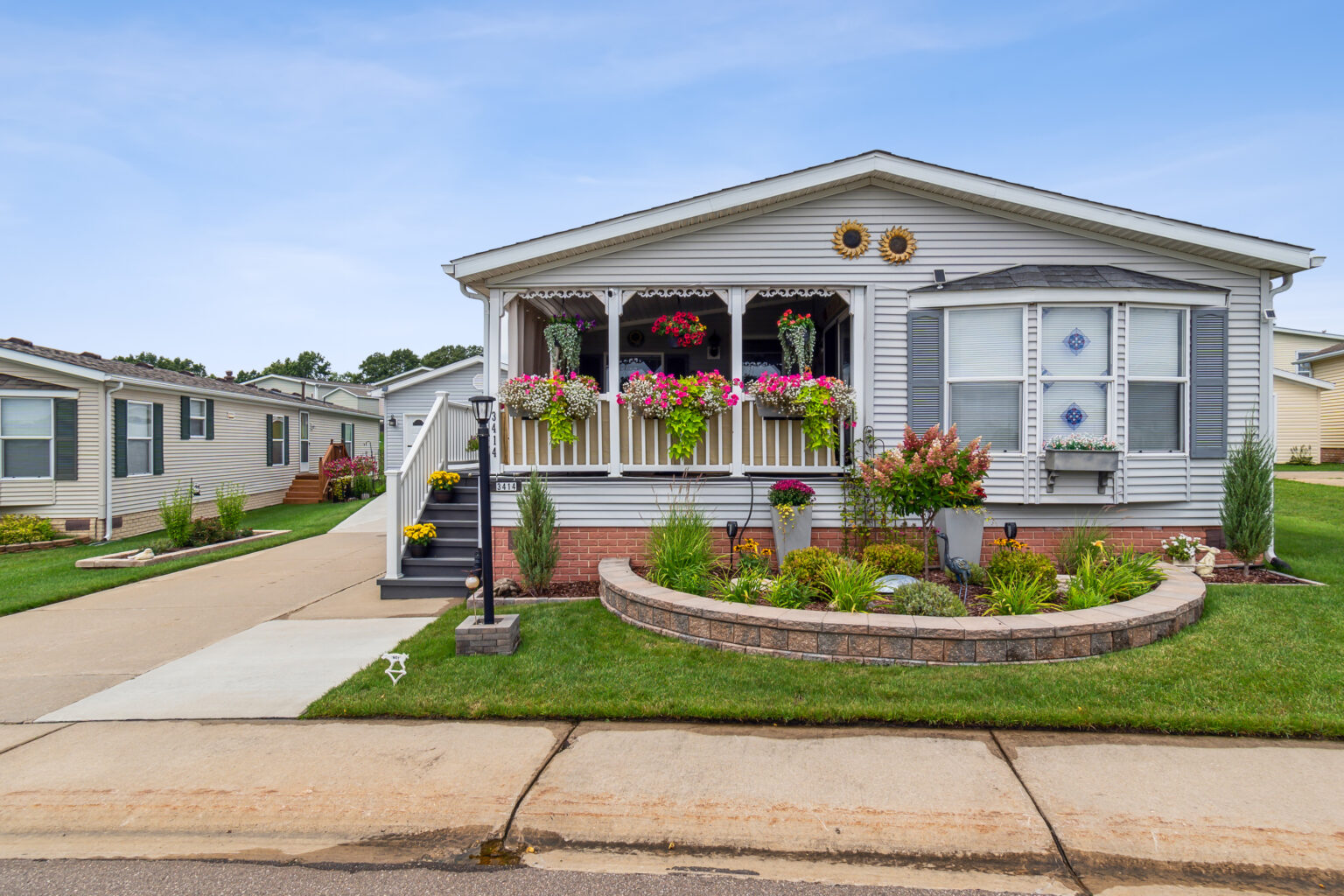 Ridgewood Photos Milford, MI AJR Home Sales