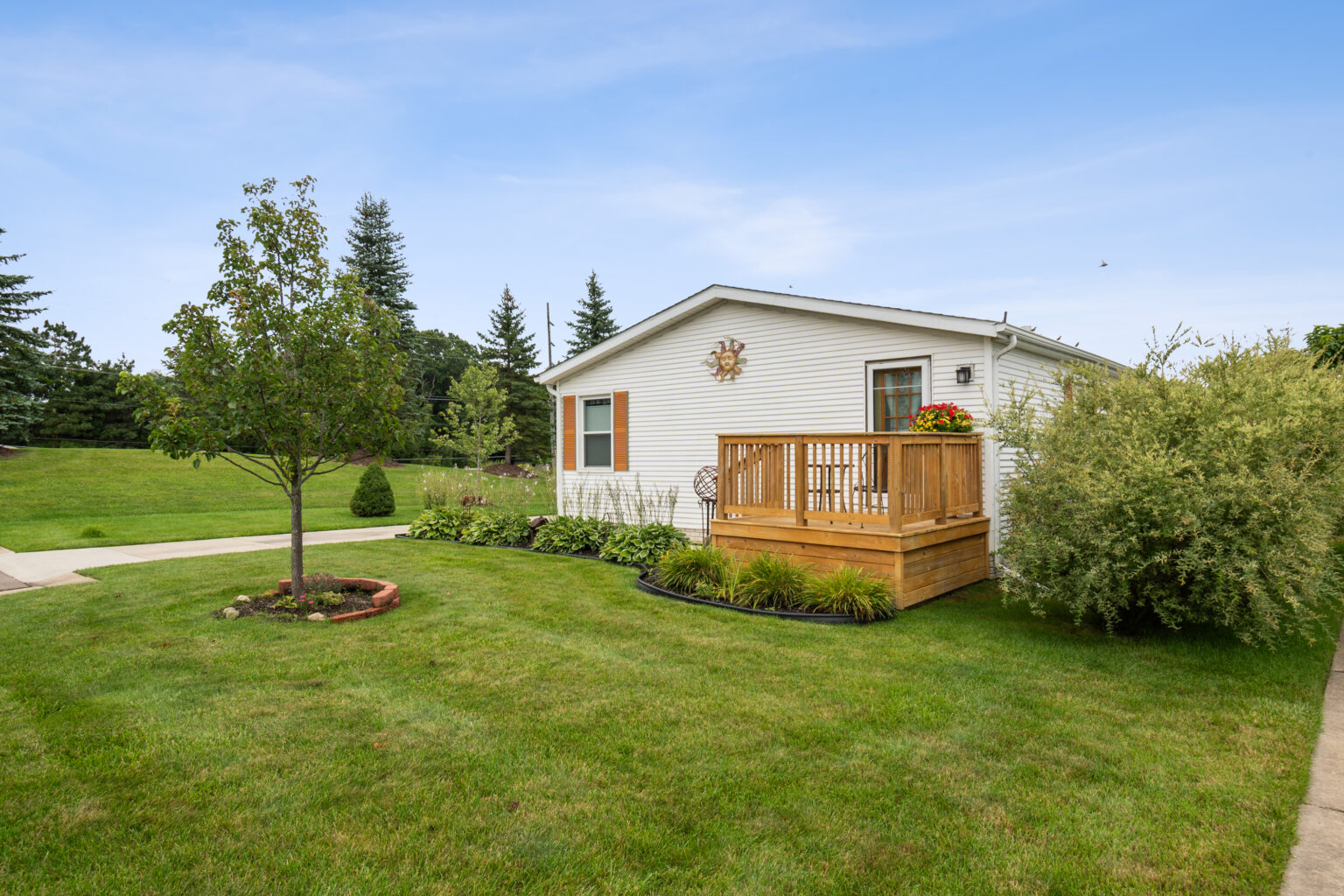 Ridgewood Photos Milford, MI AJR Home Sales